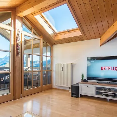 Alpenblick Am Weissensee Ruhiges Mit Balkon, Kamin Und Netflix フュッセン