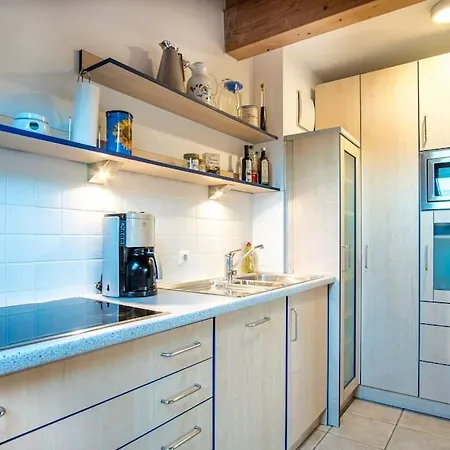 Alpenblick Am Weissensee Ruhiges Mit Balkon, Kamin Und Netflix * Фюссен