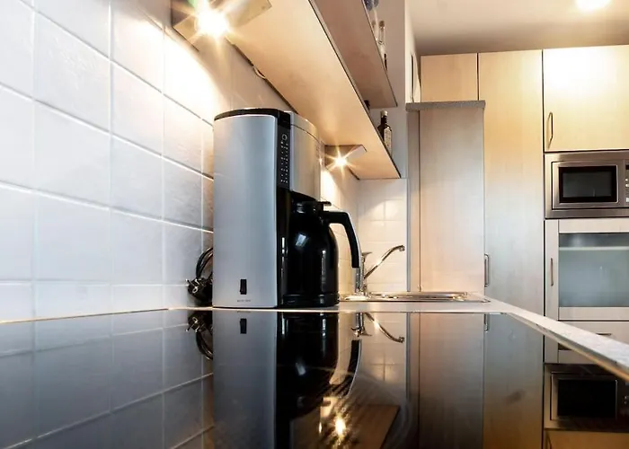 Alpenblick Am Weissensee Ruhiges Mit Balkon, Kamin Und Netflix Appartement *